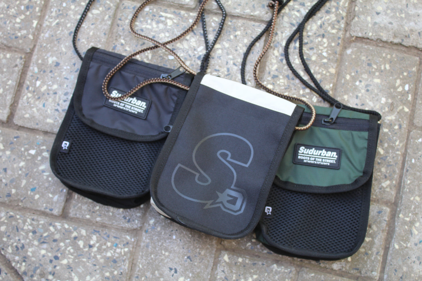 SHOULDERBAG NEGRO SUDURBAN